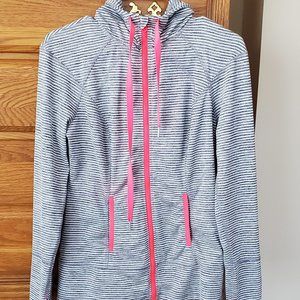 Lukka Active Hooded Zip Up Jacket - small